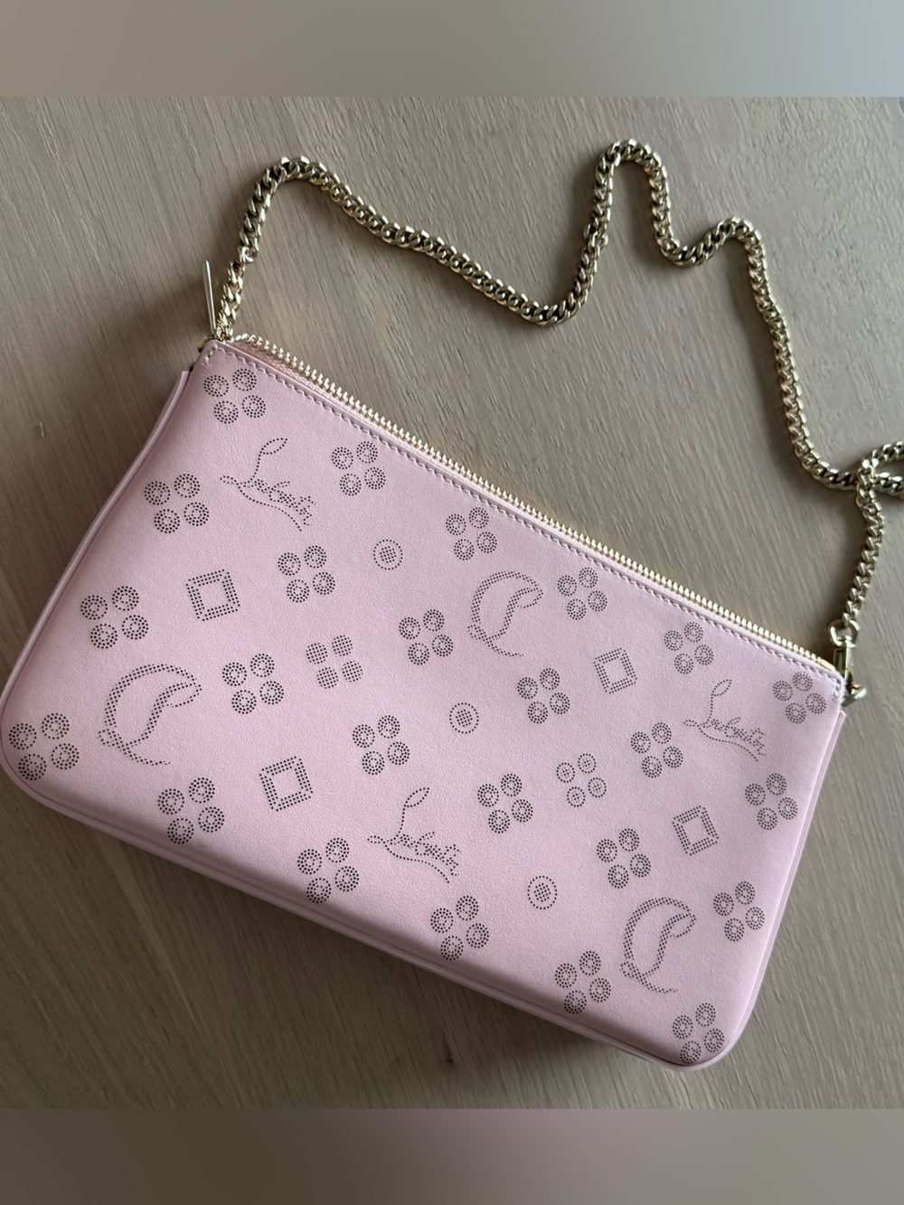 Christian Louboutin Blush Pink Logo Chain Shoulder Bag - Picture 3 of 12